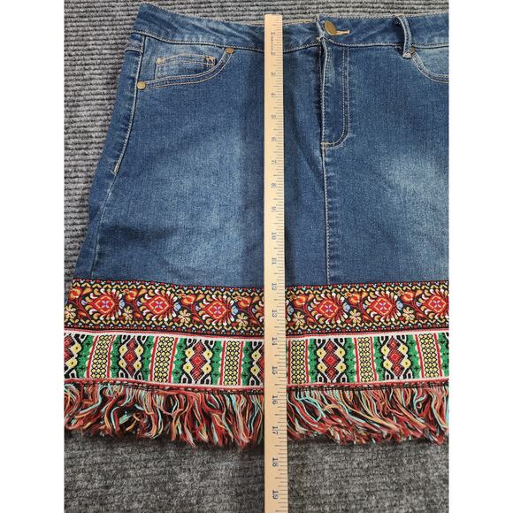 Womens 12 Navajo Style Button Zipper Denim Skirt Casual Embroidered Fringe Boho - Picture 4 of 8